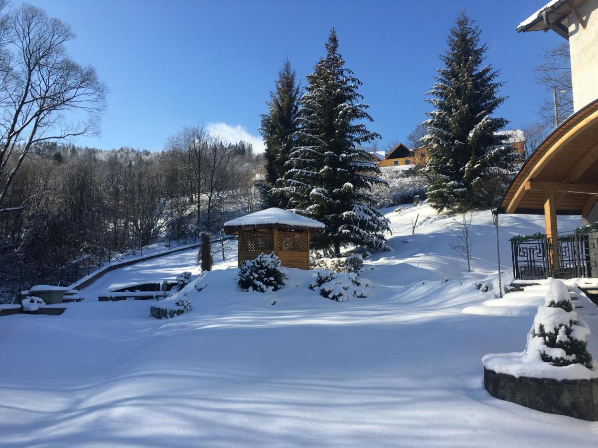 Hotel Brainy Krasno nad Kysucou ภายนอก รูปภาพ