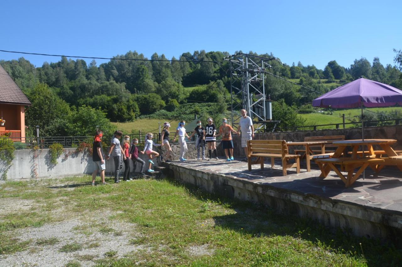Hotel Brainy Krasno nad Kysucou ภายนอก รูปภาพ